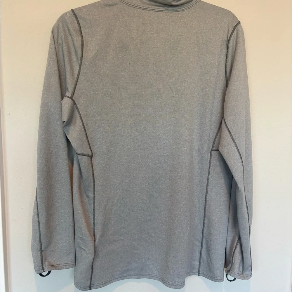 Patagonia Fleece Lined Capilene Baselayer in Gray and Black Large - Picture 2 of 4